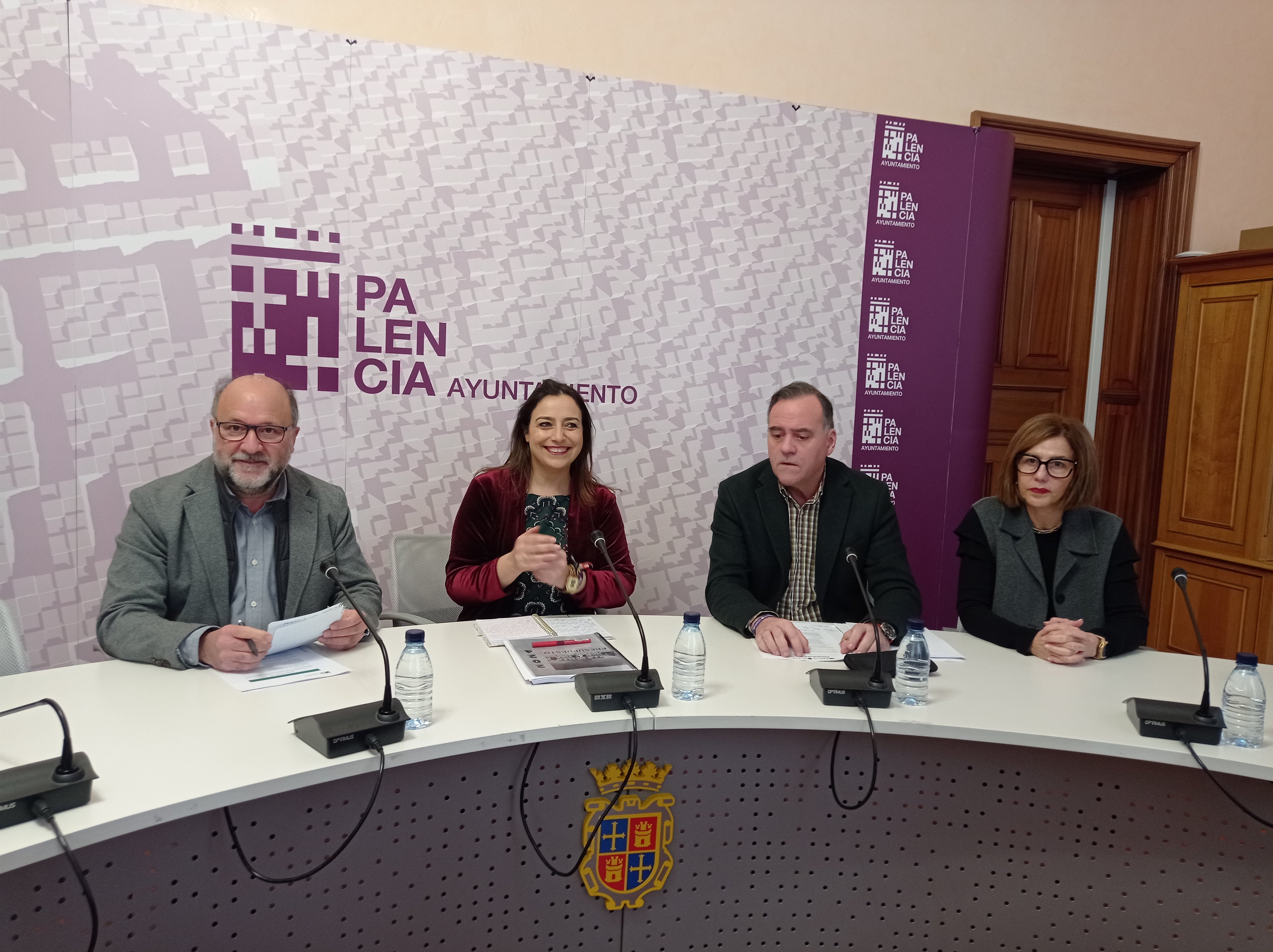 Carlos Hernández, Miriam Andrés, Domiciano Curiel y Maribel Contreras durante la presentación del presupuesto para 2024