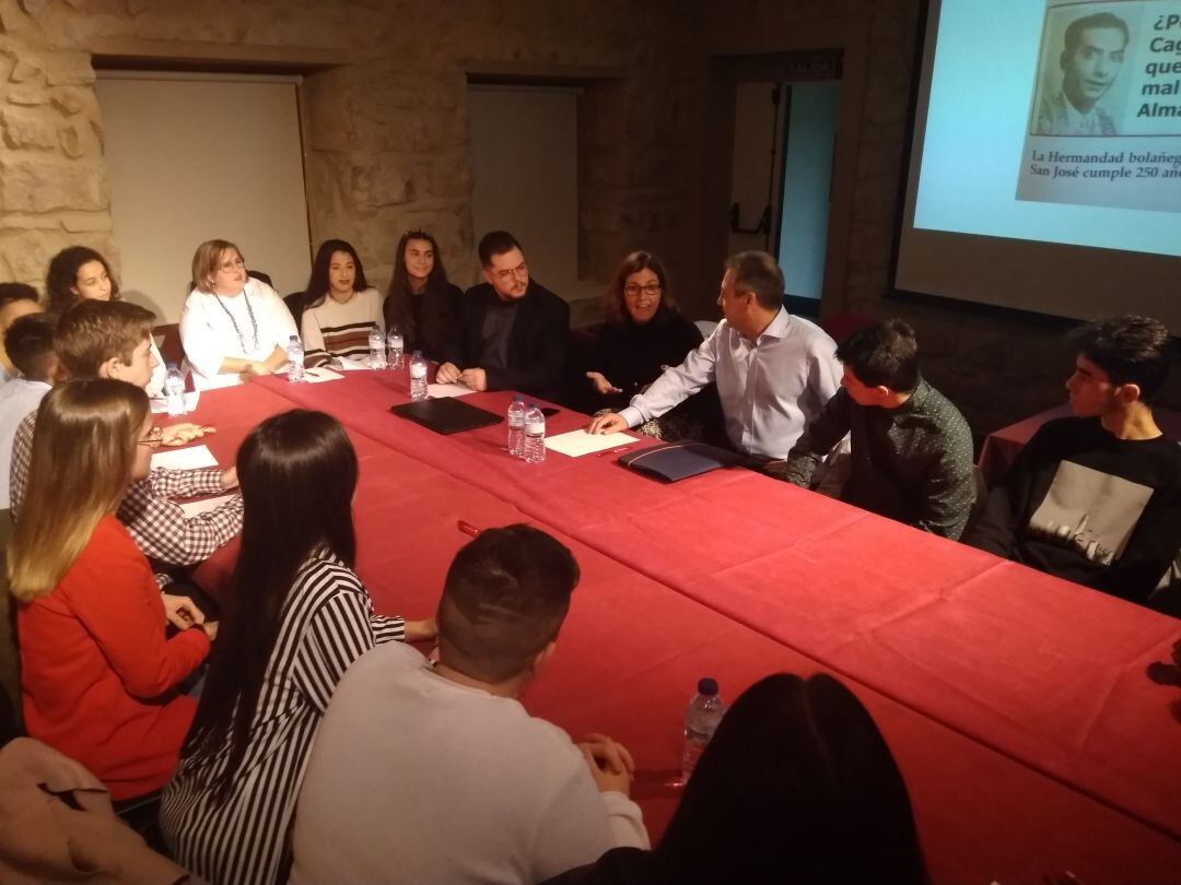 Una de las mesas de trabajo de la actividad "Linares Camp Solución".