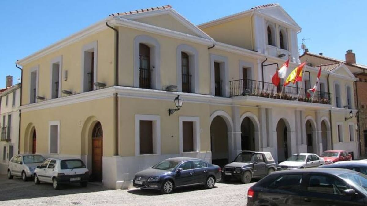 Óscar Carrascosa, concejal de San Pedro Manrique sobre la falta de cobertura