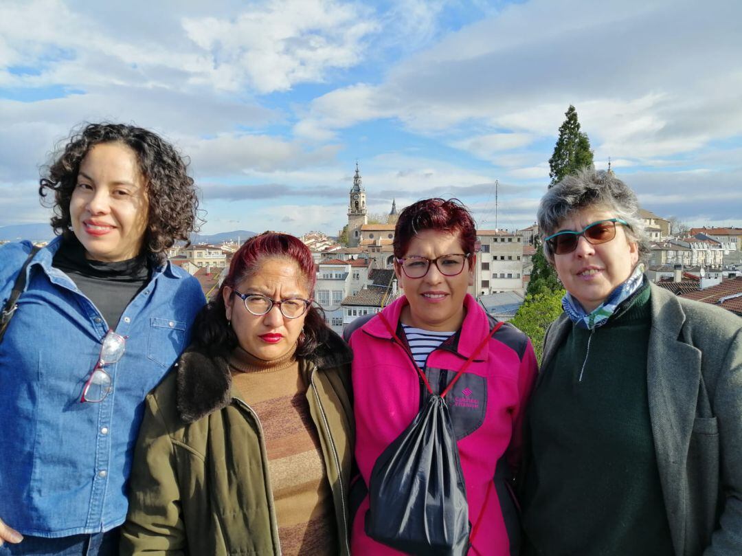 Arleti, Paola, Heidy e Idoia, de Mujeres Creando