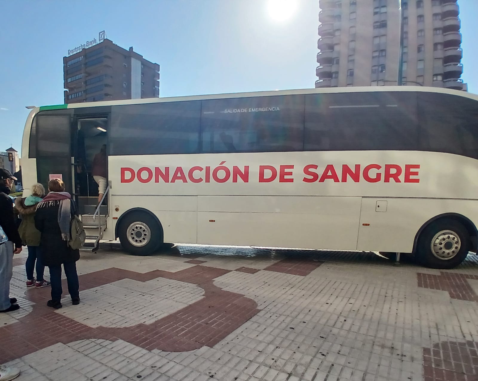 Unidad Móvil para donar sangre en Málaga