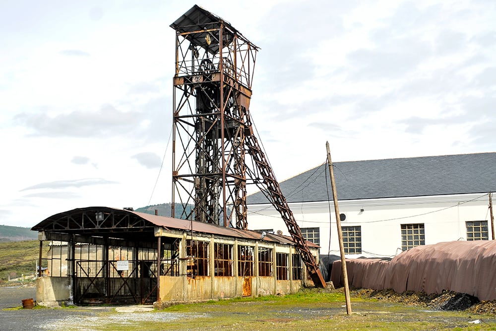 Vox plantea el retorno a la minería