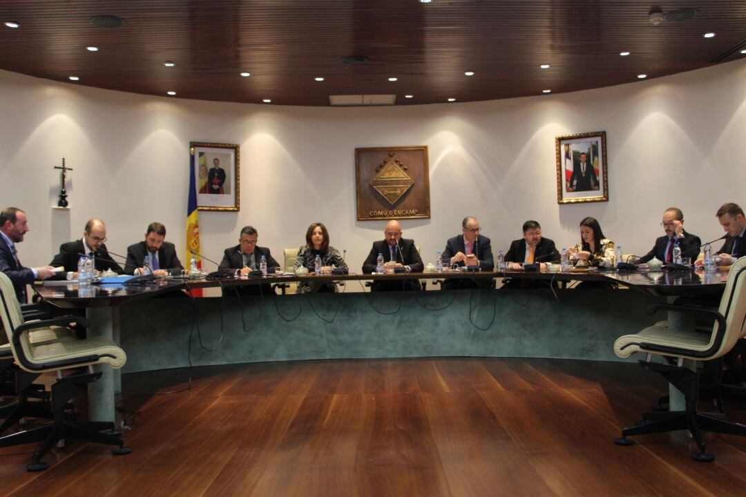 Consell de comú d'Encamp en què s'ha aprovat el pressupost per remodelar les avigundes principals de la localitat