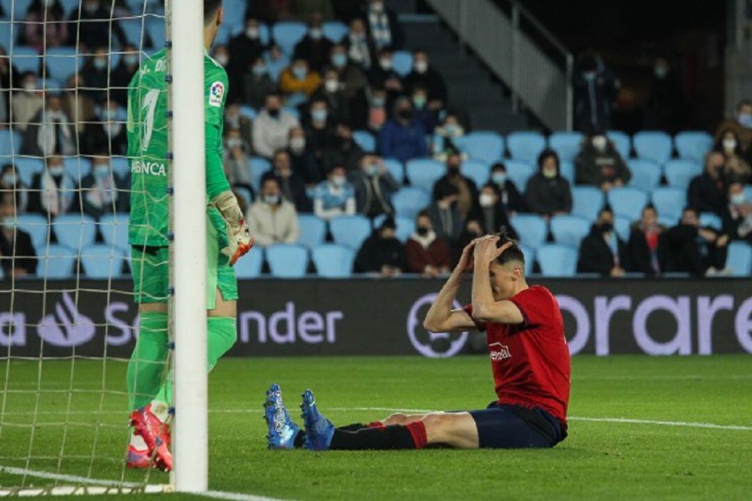 Budimir se lamenta de la ocasión más clara del partido para Osasuna 