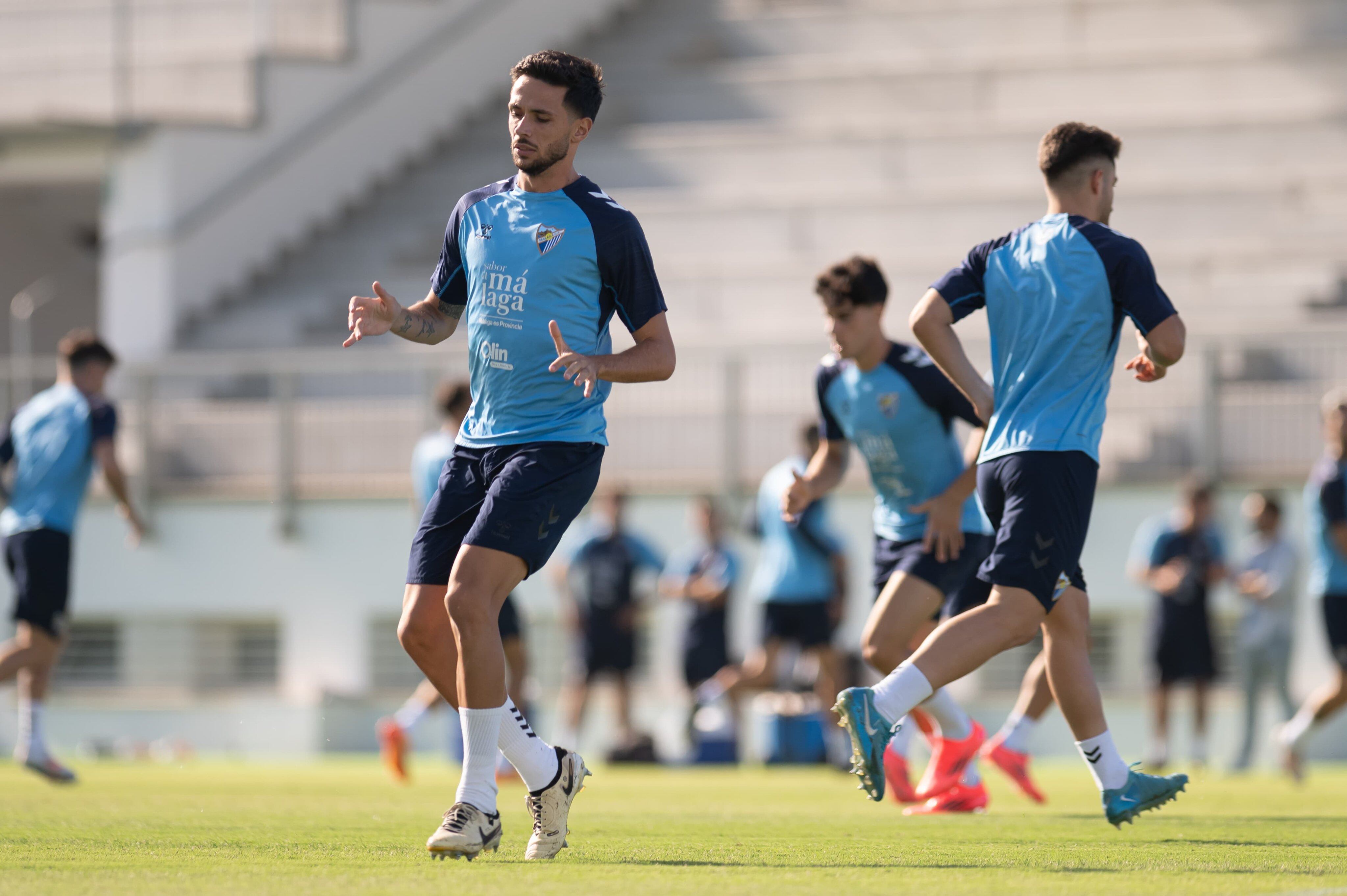 El Málaga empezó a entrenar en la Ciudad Deportiva, que será su casa durante dos semanas