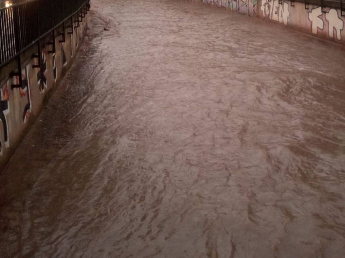 Una tromba de agua causa diversas incidencias en Valdepeñas