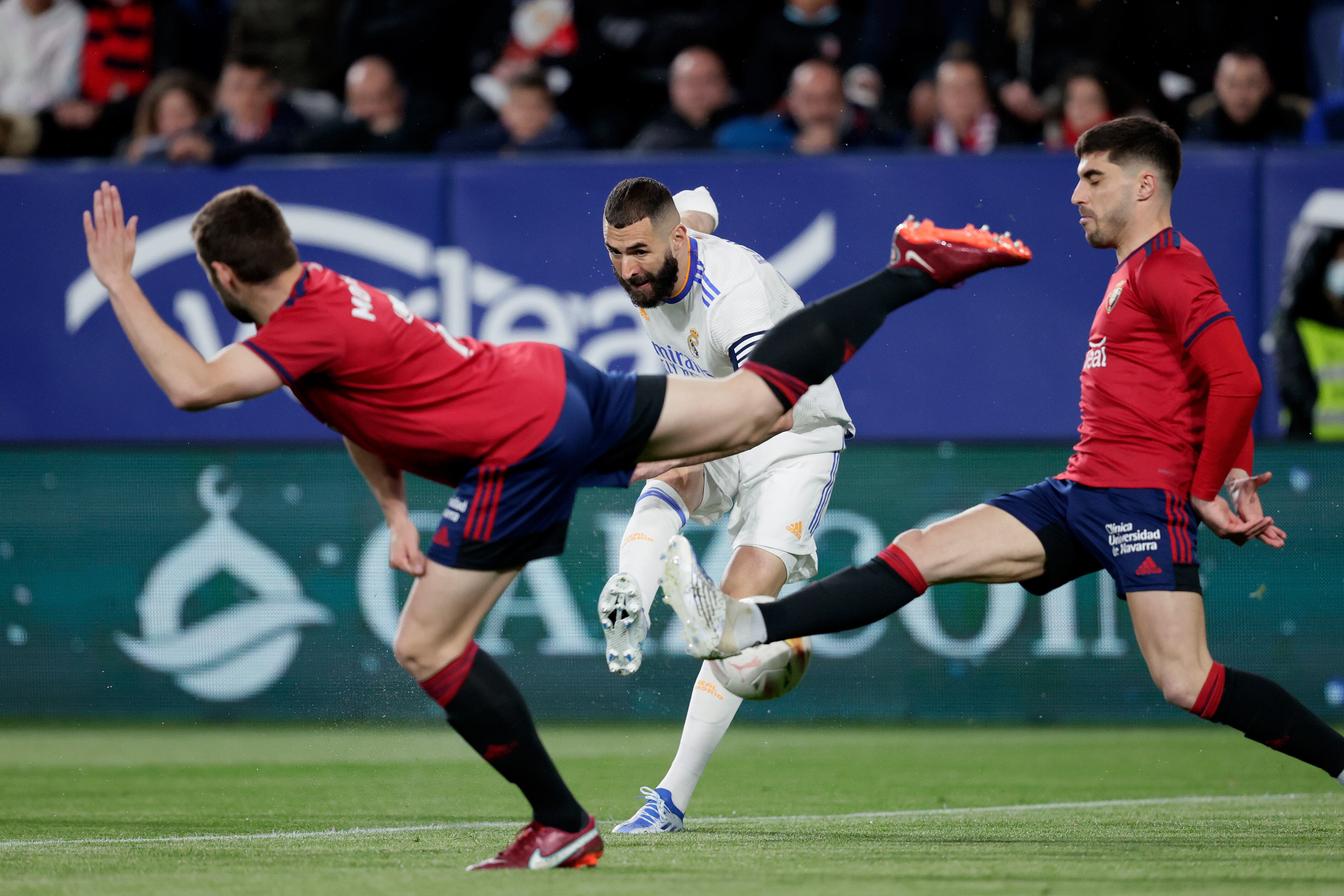 Benzema, durante el partido ante Osasuna