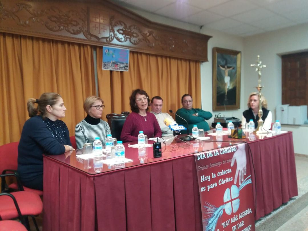 Momento de la mesa redonda en la jornada inaugural