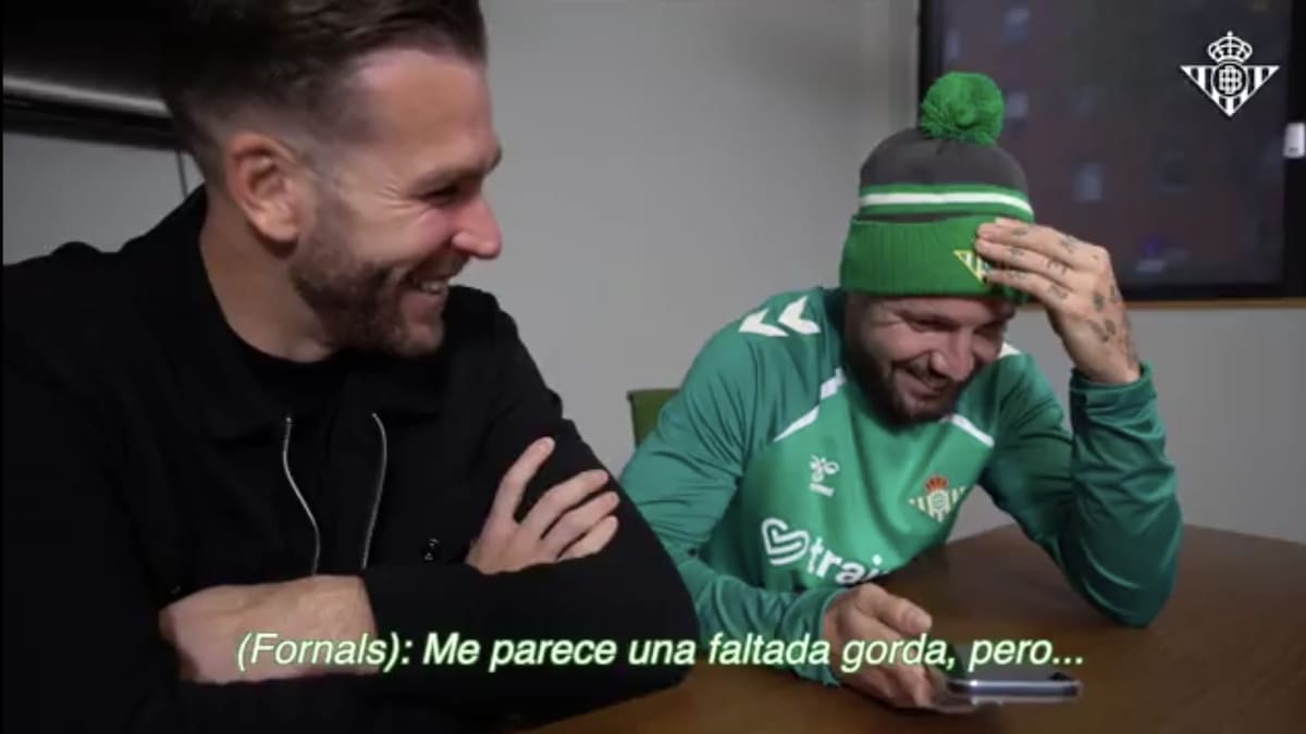 "Le tienes que dar el premio de jugador del mes a Mbappé...": la inocentada de Ruibal y el Betis a Pablo Fornals