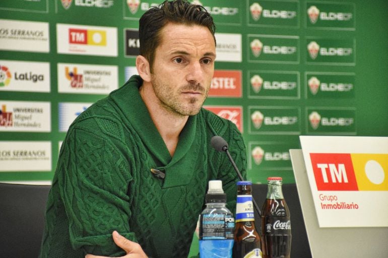 Edu Albacar en la Sala de Prensa del Elche C.F.