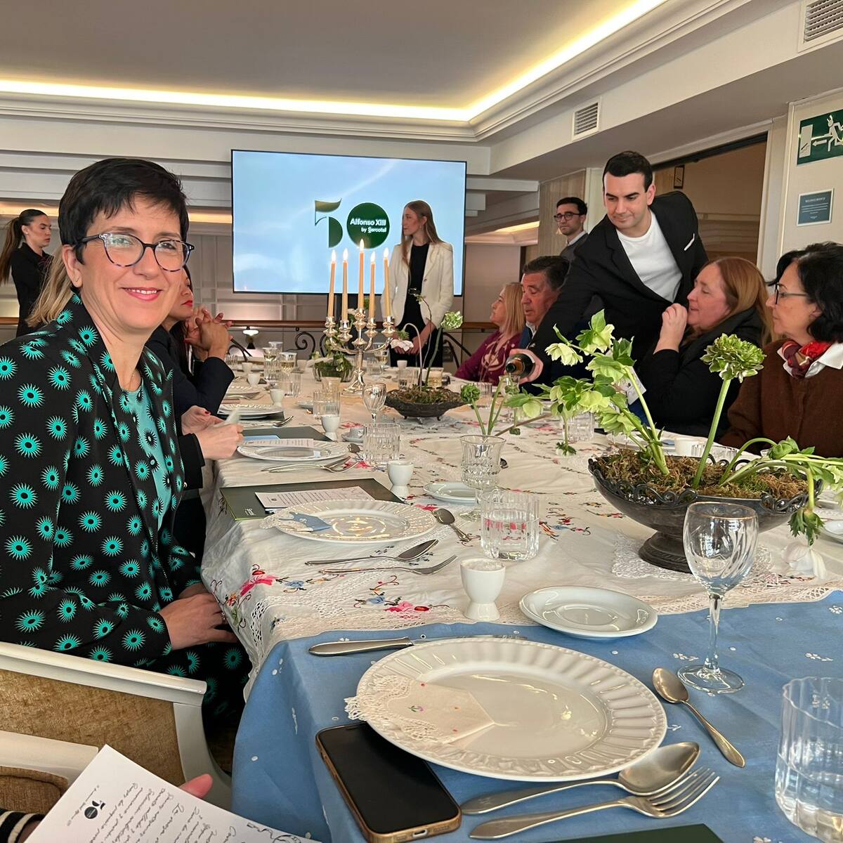 El Hotel Alfonso XIII cumple 50 años como el corazón social de Cartagena