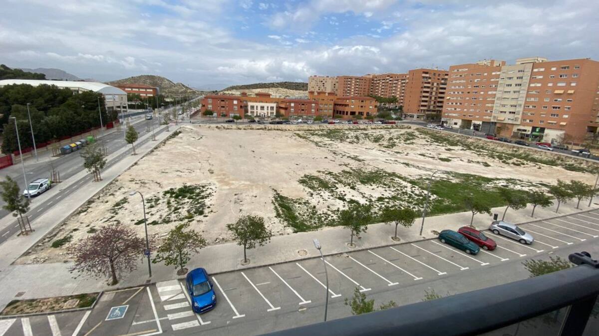 Las obras de los cinco colegios de Alicante incluidos en el Plan Edificant no podrán iniciarse hasta 2023