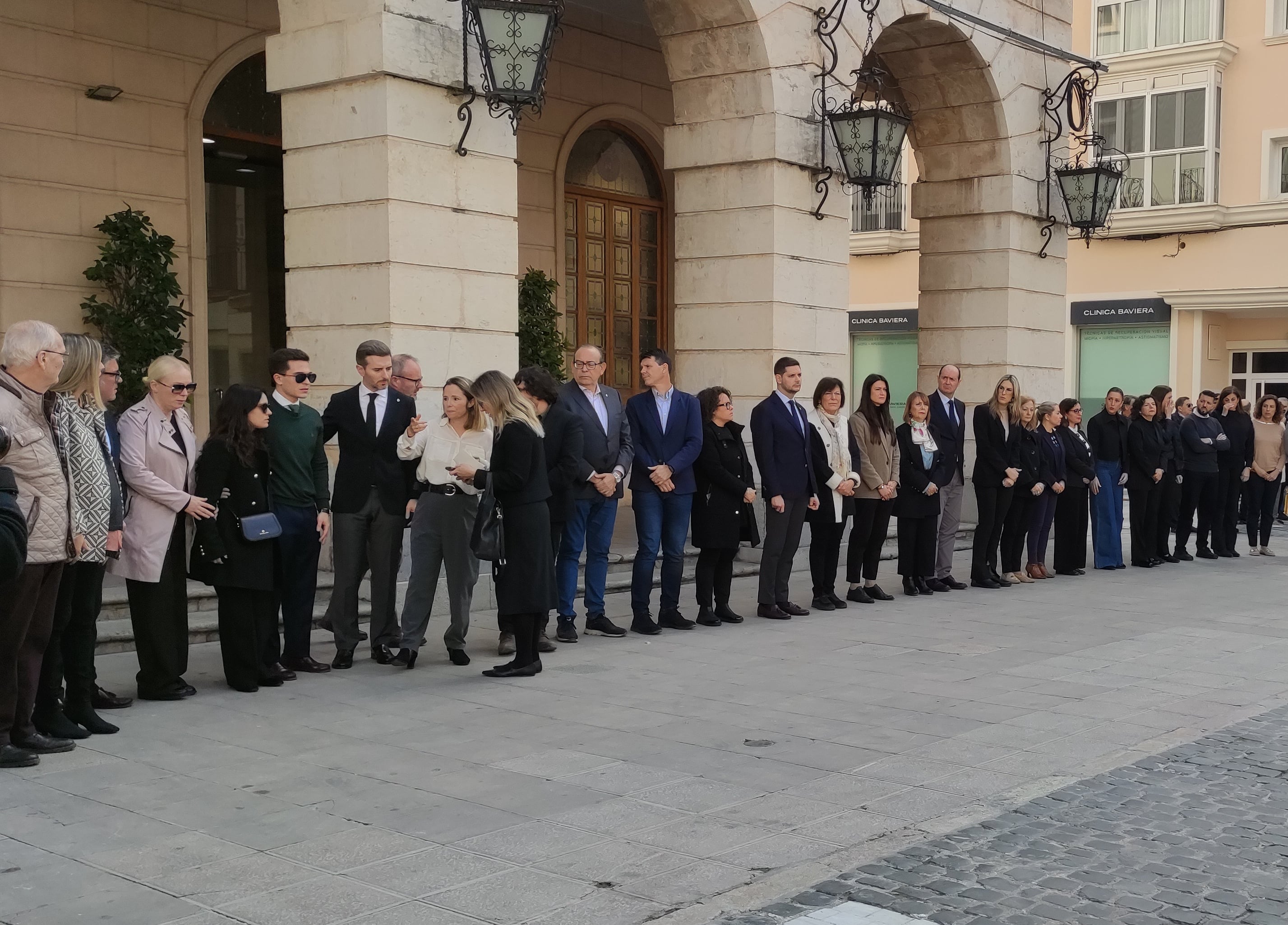 Minuto de silencio en memoria de Torró