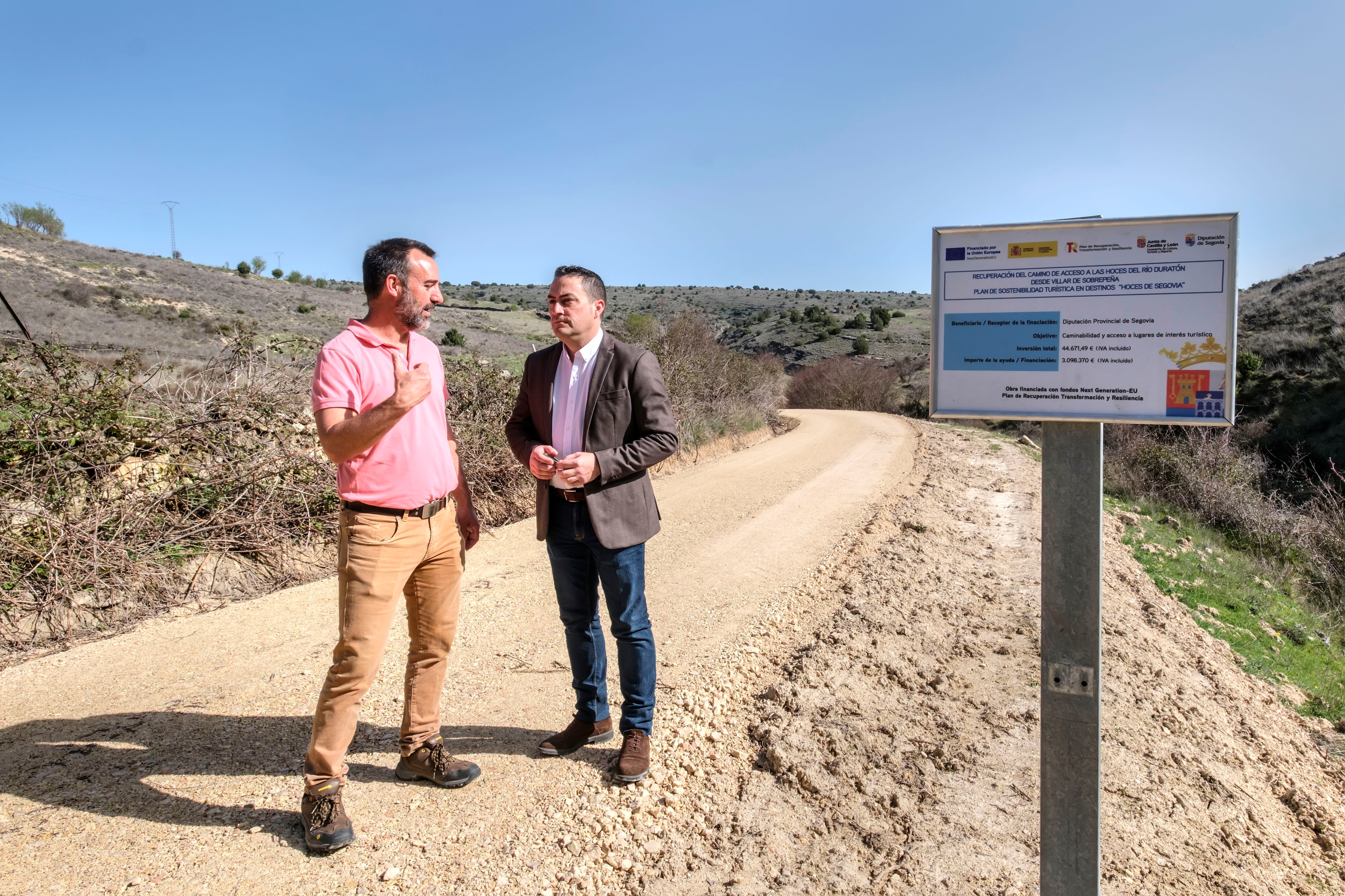 Recuperan el camino de acceso a las Hoces del Duratón desde Villar de Sobrepeña