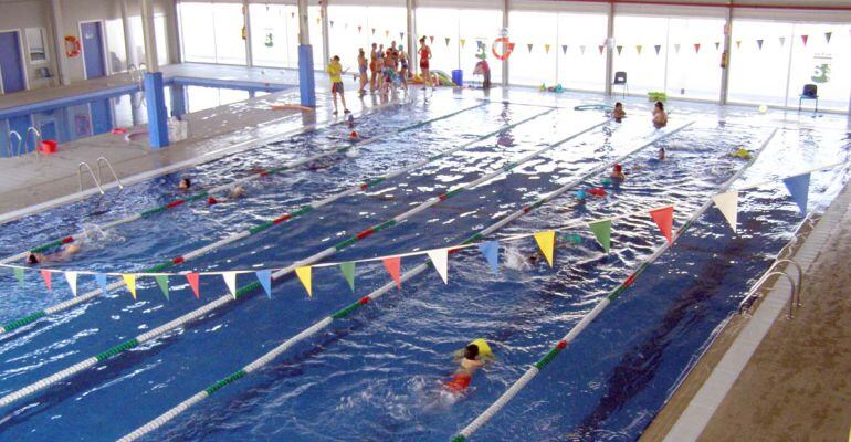 Piscina del colegio Antamira