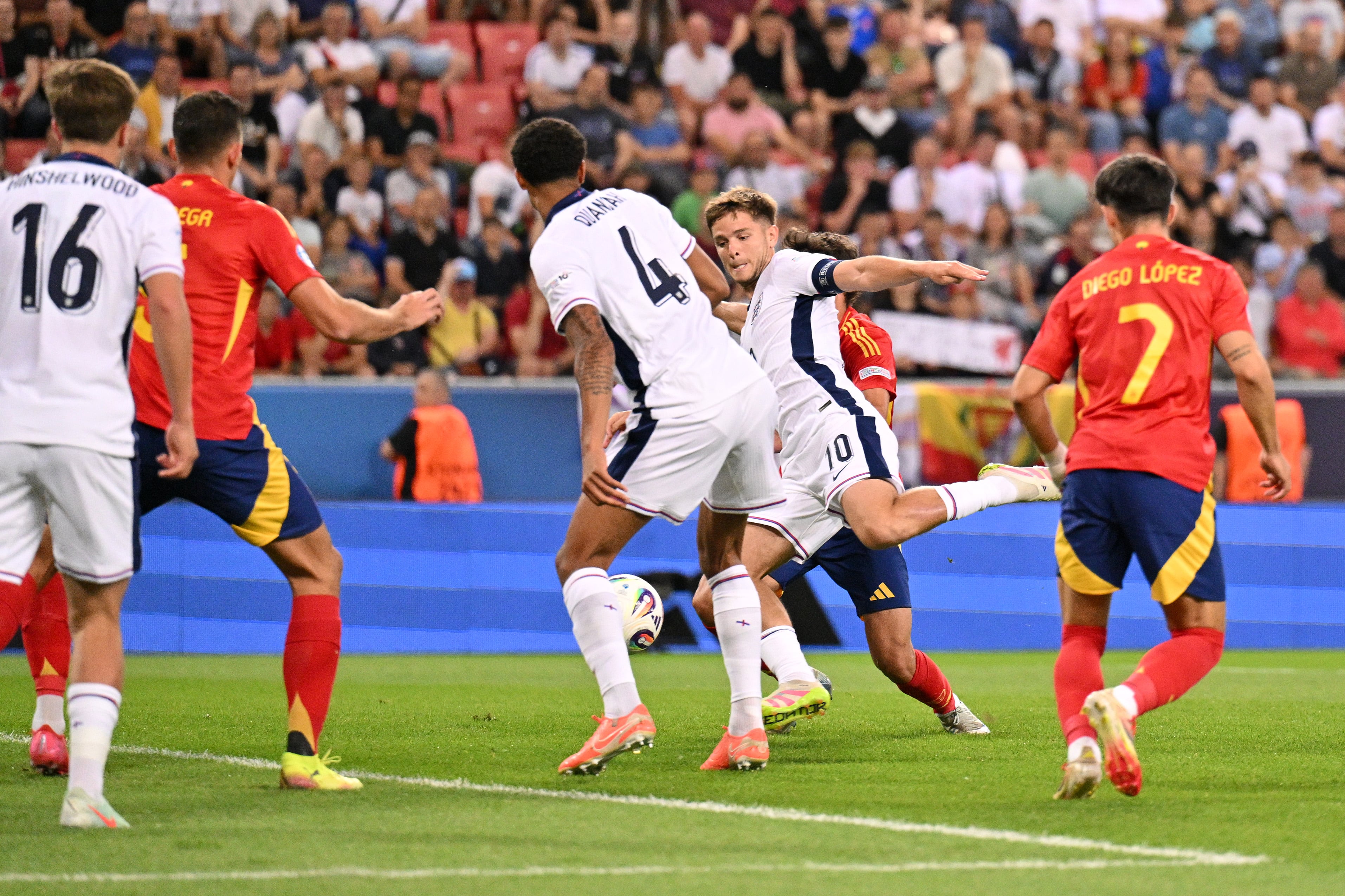 McAtee anotó el primer gol de Inglaterra ante España en el Europeo Sub-21