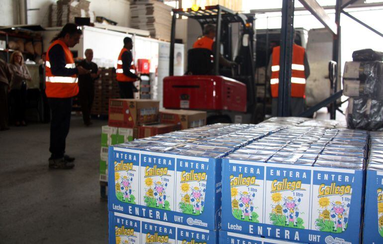 El Banc dels Aliments de Girona té un dèficit de 300.000 litres de llet a l'any per atendre les necessitats dels infants