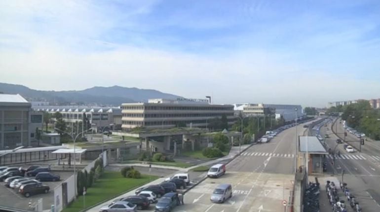 Vista exterior de la factoría de PSA Peugeot Citroën en el polígono industrial de Balaídos, en la ciudad de Vigo.