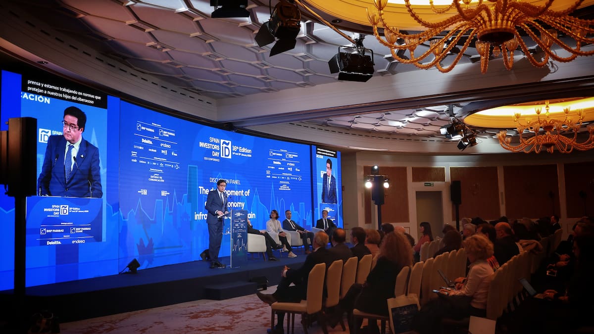 L'alcalde de Móra la Nova, sobre la gigafactoria conjunta amb Madrid: "Mentre el centre neuràlgic sigui aquí, benvingut"