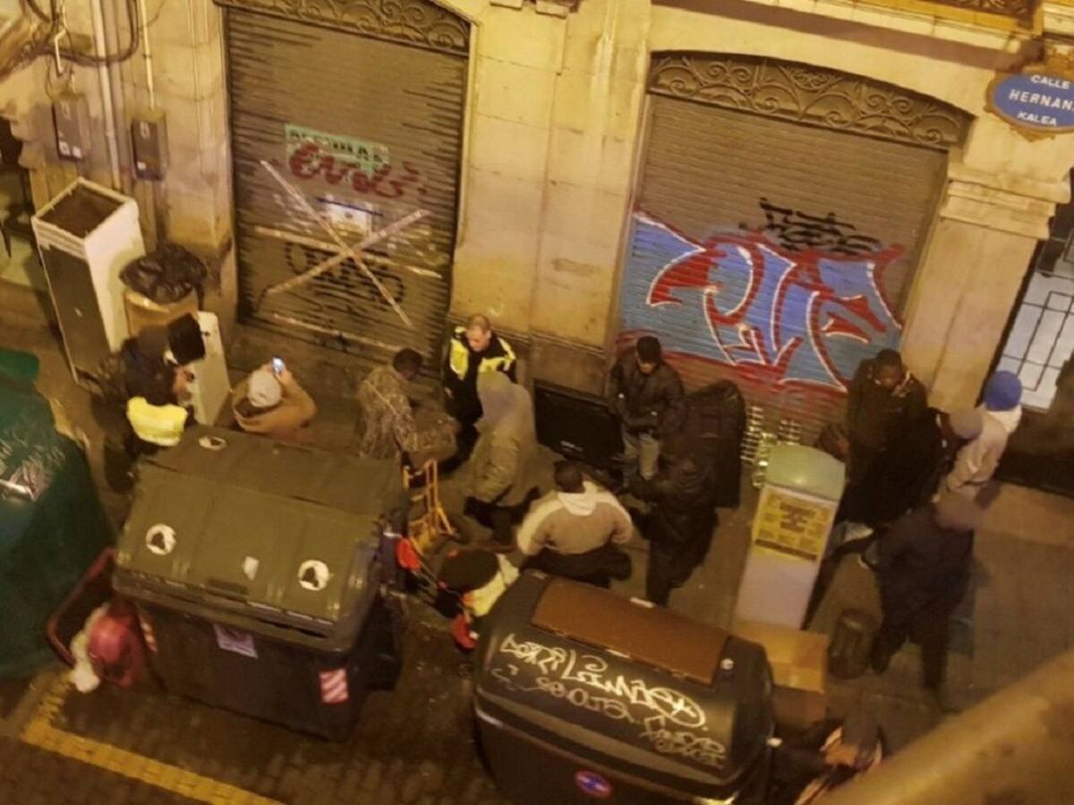 La asociación de vecinos de San Francisco aplaude el desalojo de una lonja