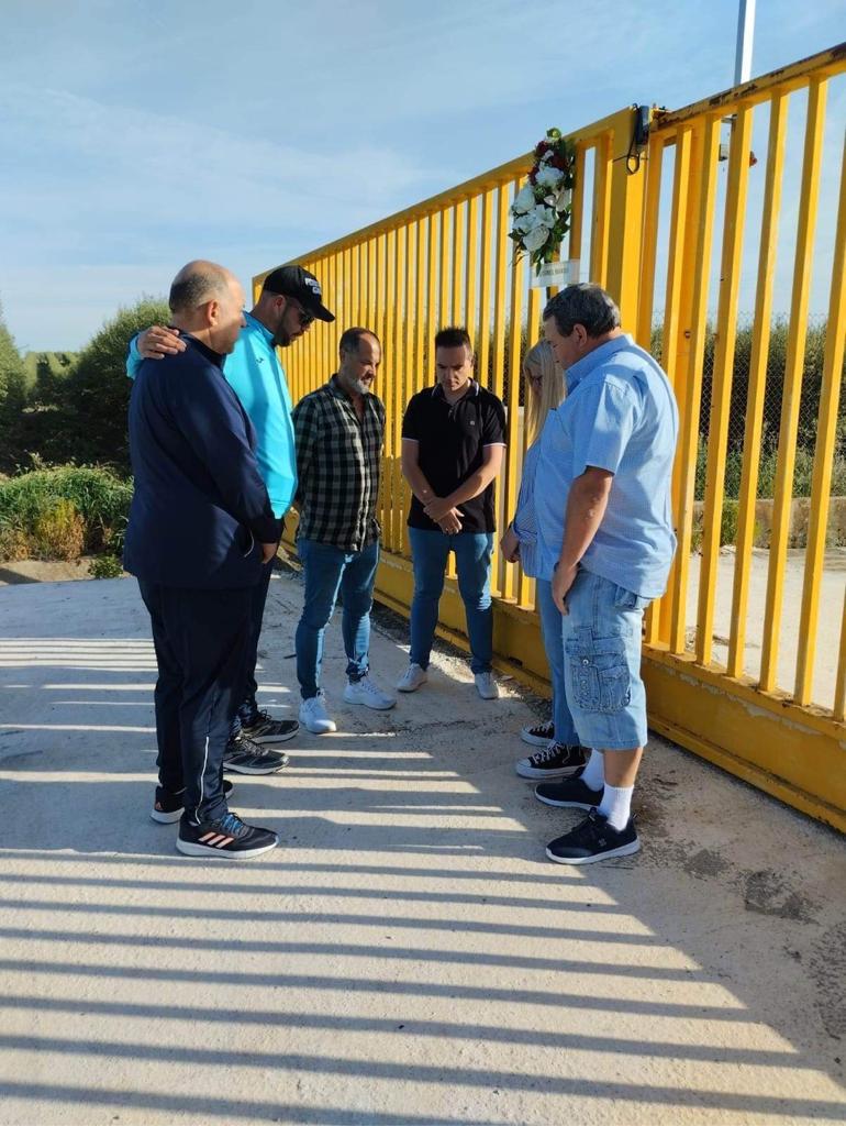 Compañeros del trabajador fallecido en la explosión de una nave avícola en Morón le rinden emotivo homenaje un año después del suceso