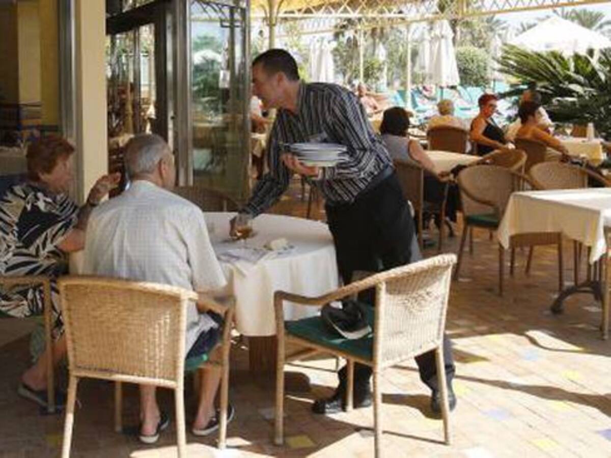 La subida salarial pactada 'encamina' la negociación de 150 convenios laborales pendientes en Málaga