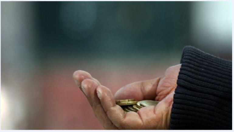 178.000 castellano-manchegos sobreviven con 320 euros al mes.