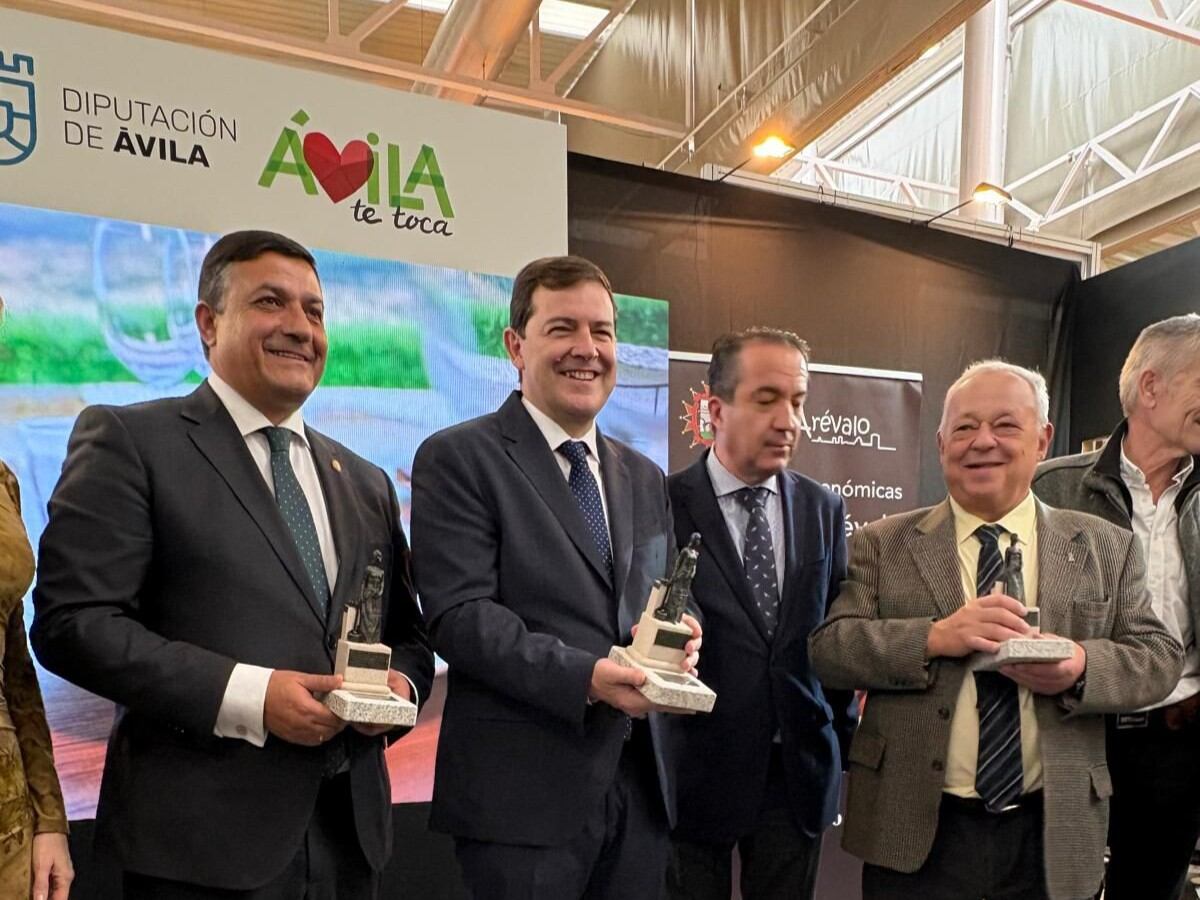 La provincia de Ávila presenta su oferta turística en INTUR