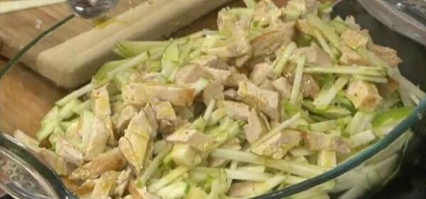 Ensalada de manzana y pollo con cítricos