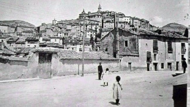 Calle de las Torres en 1915.