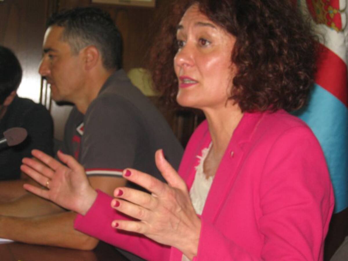 La alcaldesa confía en 'la disposición de los grupos' para un acuerdo presupuestario