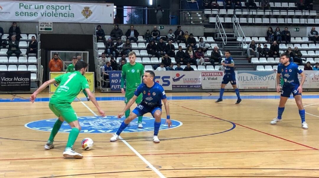 El Santiago Futsal no pudo sacar nada de su visita al Bisontes de Castellón