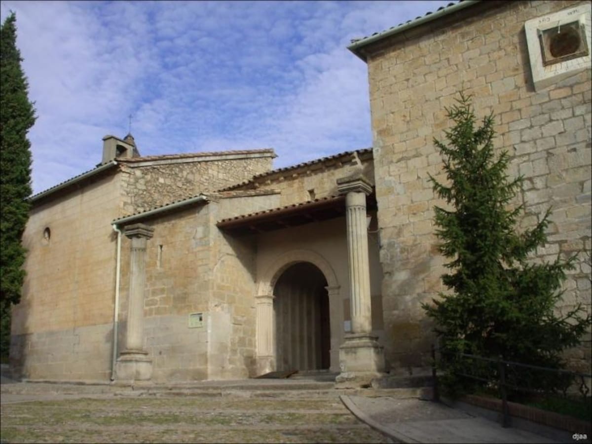 Las Noches Claras llegan a Graus bajo el lema "Conectados al cielo, revolucionamos la tierra"