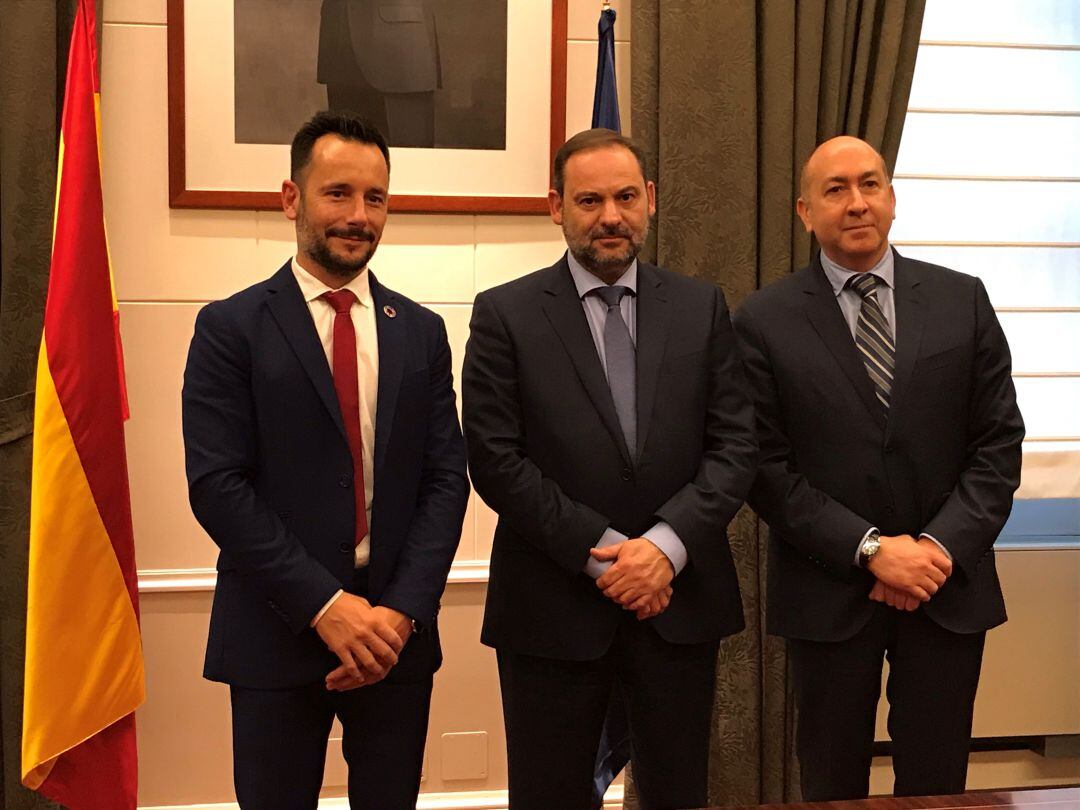 El acalde, el ministro y el responsable de Sepes