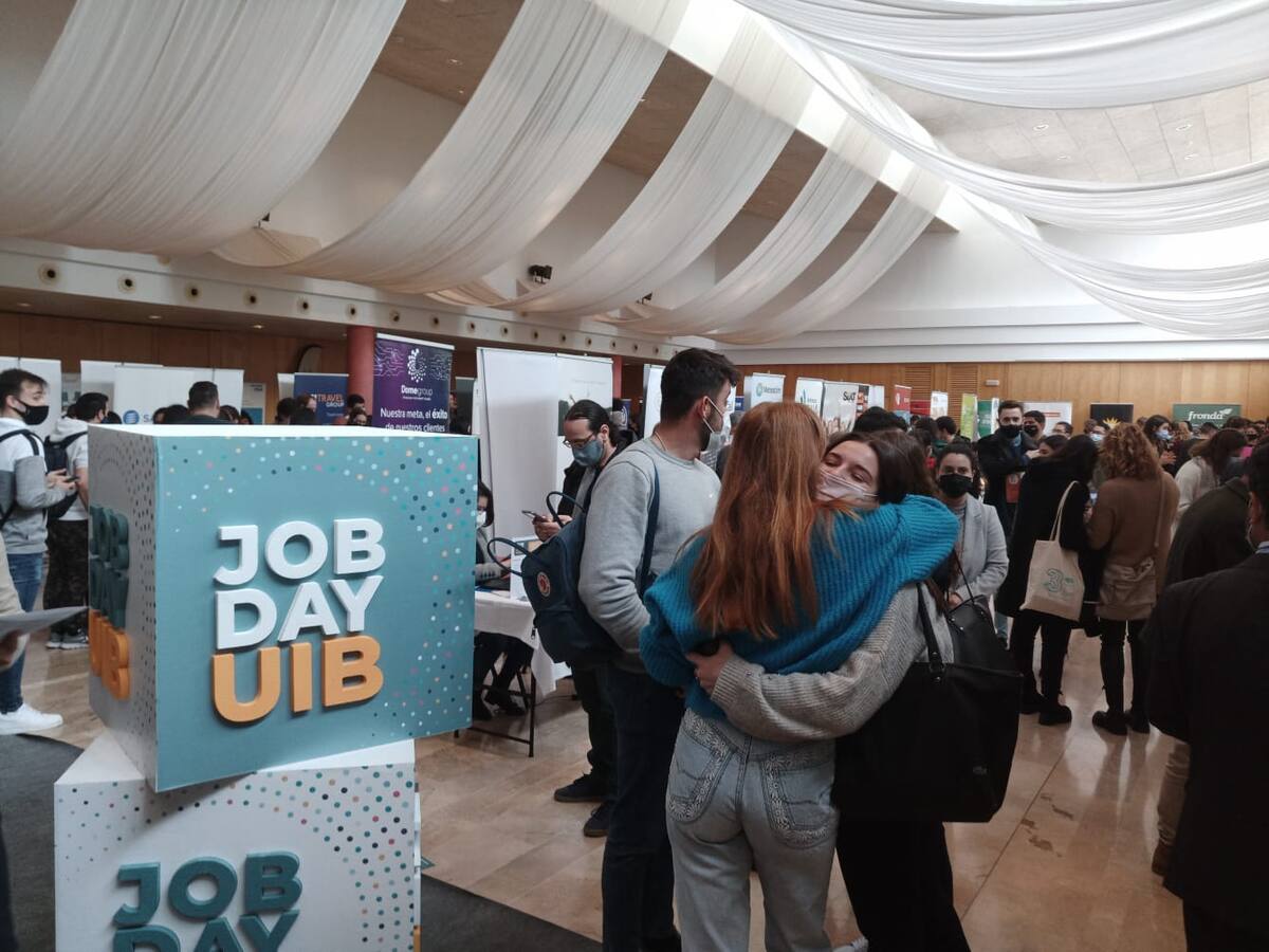 Estudiantes en el "Job Day"