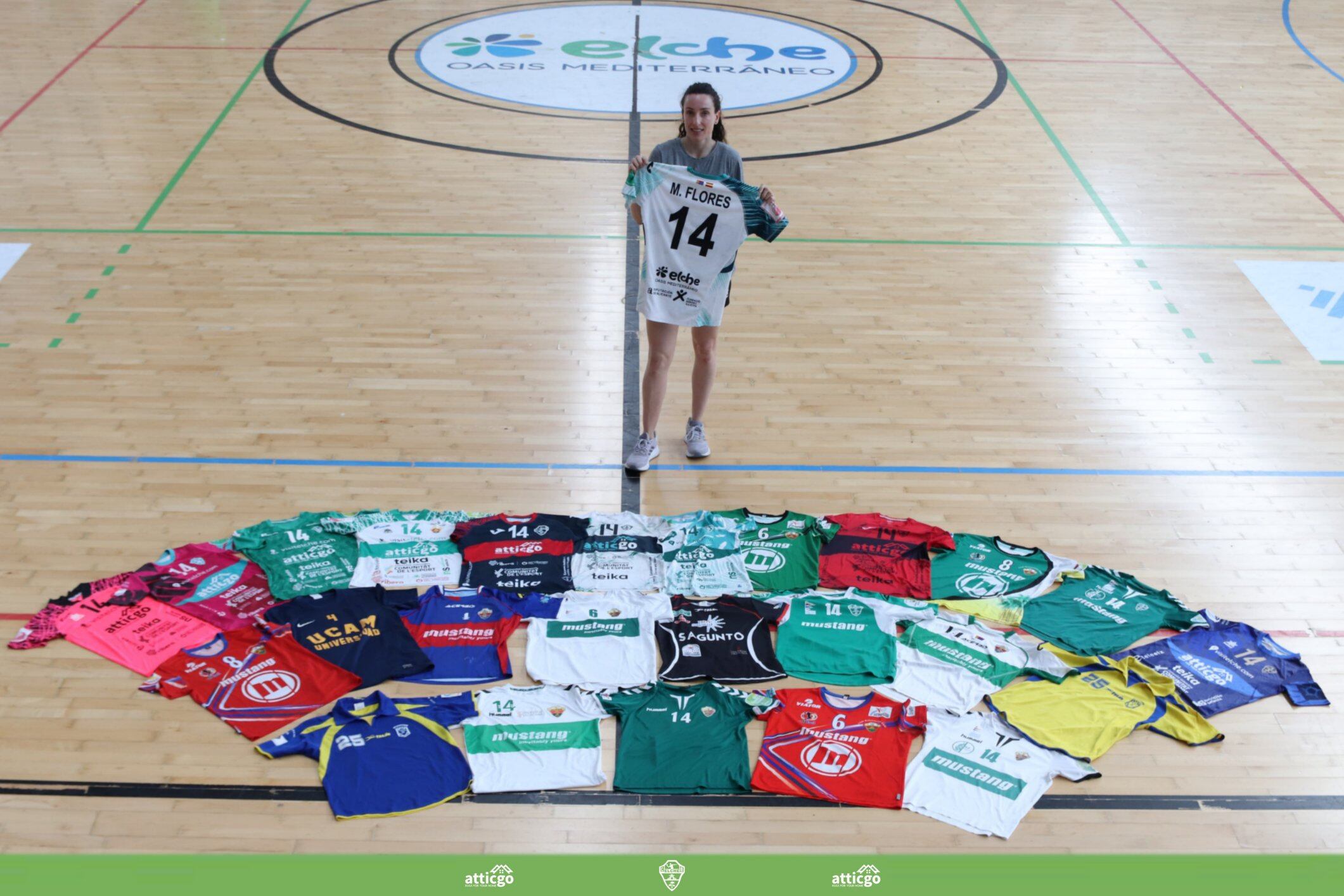 La castellonense María Flores se retira del balonmano profesional