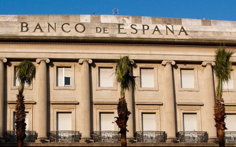 Fachada de la antigua sede del Banco de España en Huelva 