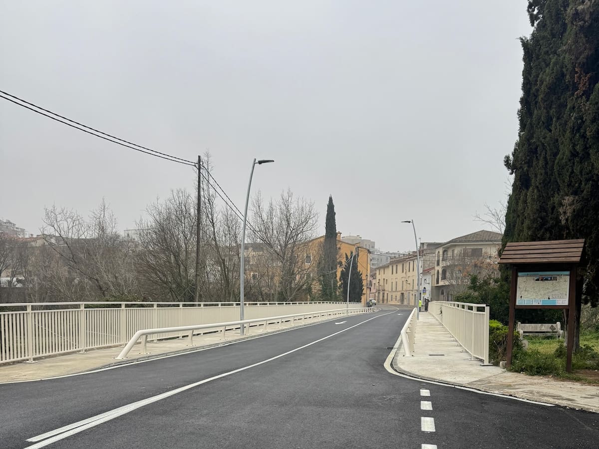 Abre al tráfico el puente que conecta Albaida con El Palomar tras su rehabilitación