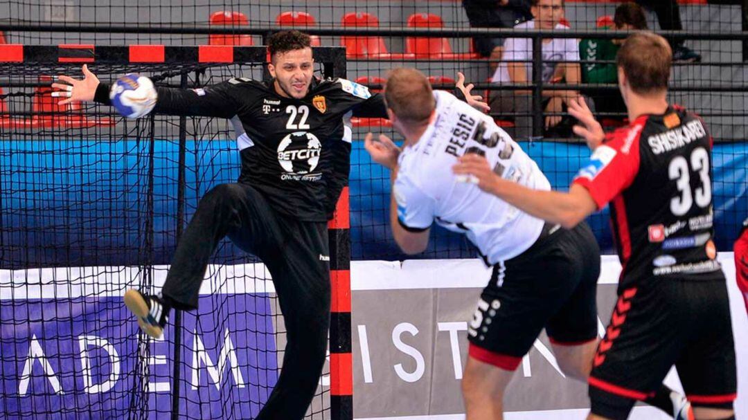 Khalifa, en uno de sus partidos con el Vardar Skopje