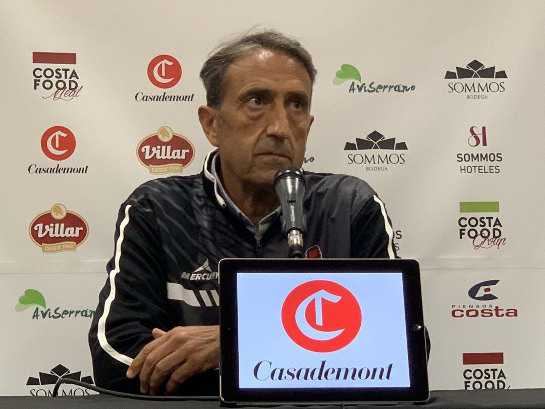 Luis Casimiro fue presentado en el Pabellón Príncipe Felipe