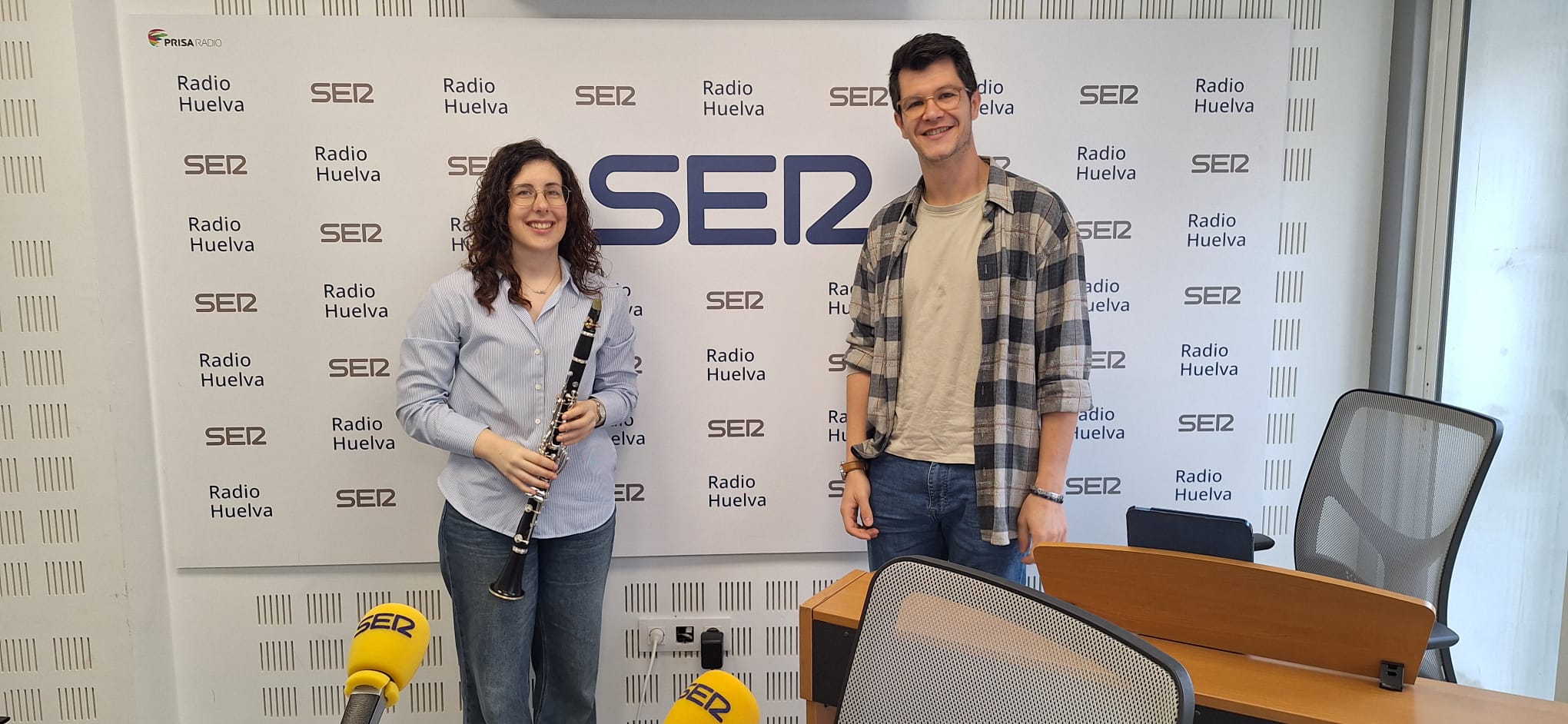 Pablo Ponce Chaguaceda al piano y Celia Jiménez al clarinete.