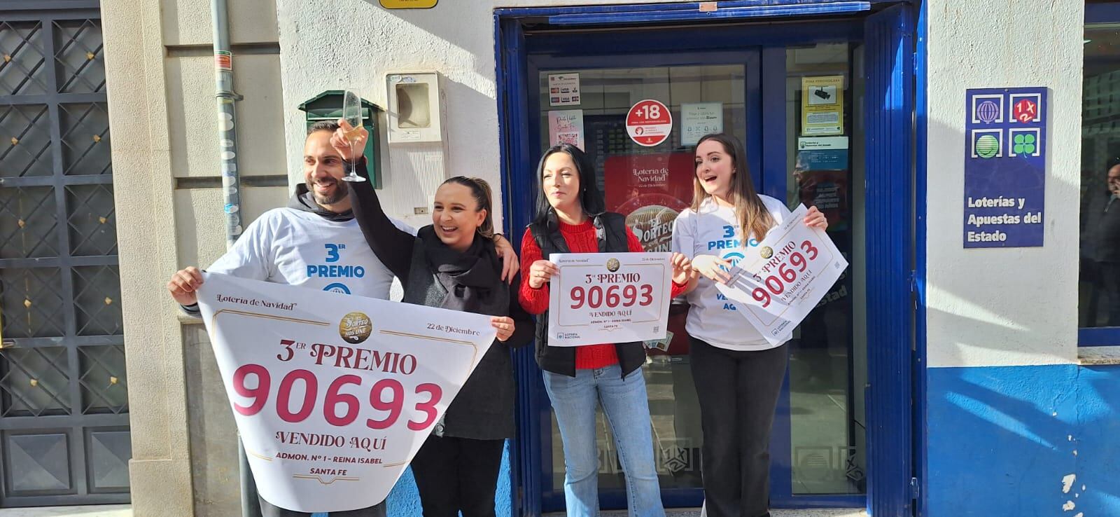 Administración número 1 de Santa Fe, que ha repartido el tercer premio del Sorteo de la Lotería de Navidad este 2025.