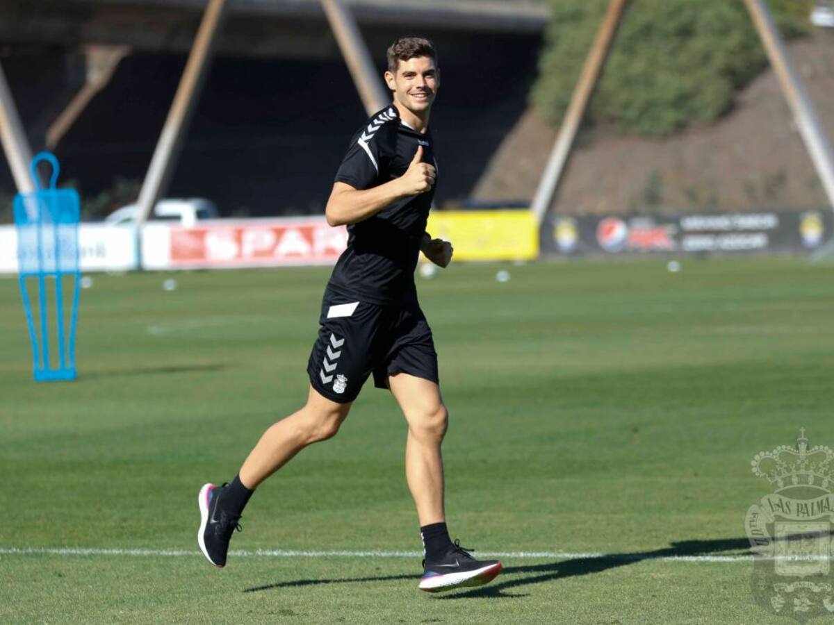 El guardameta Raúl Fernández ya tiene el alta médica