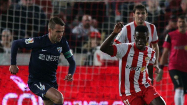 El jugador del Málaga Duda, en un partido ante el Almería
