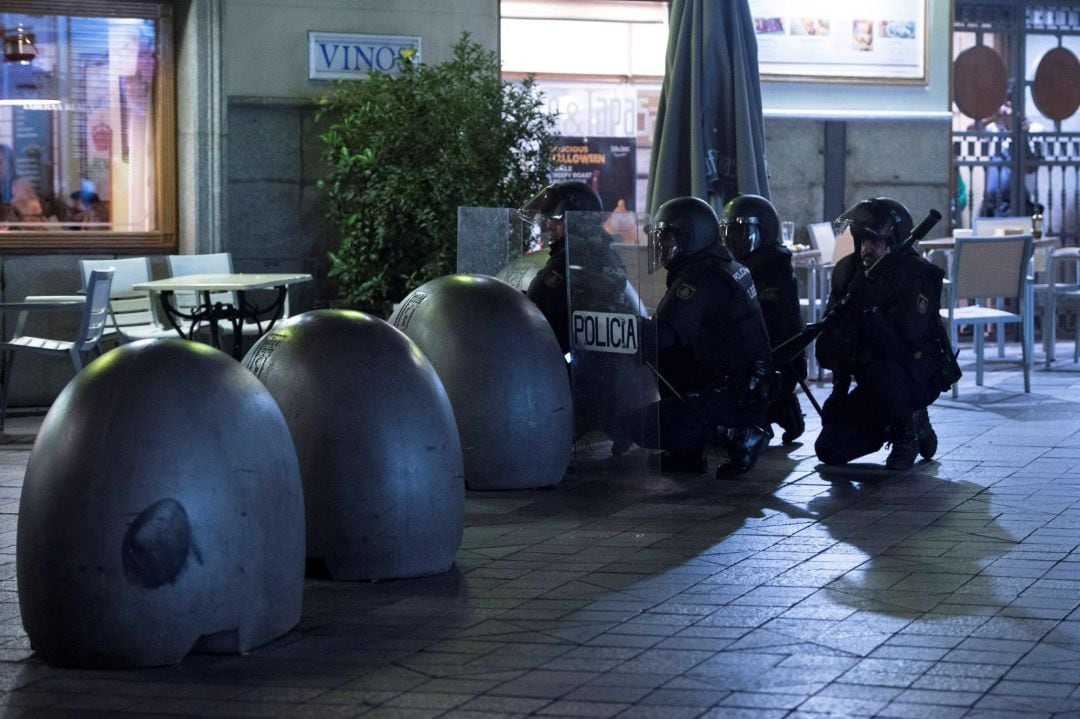 La Policía Nacional durante las cargas y protestas en Madrid