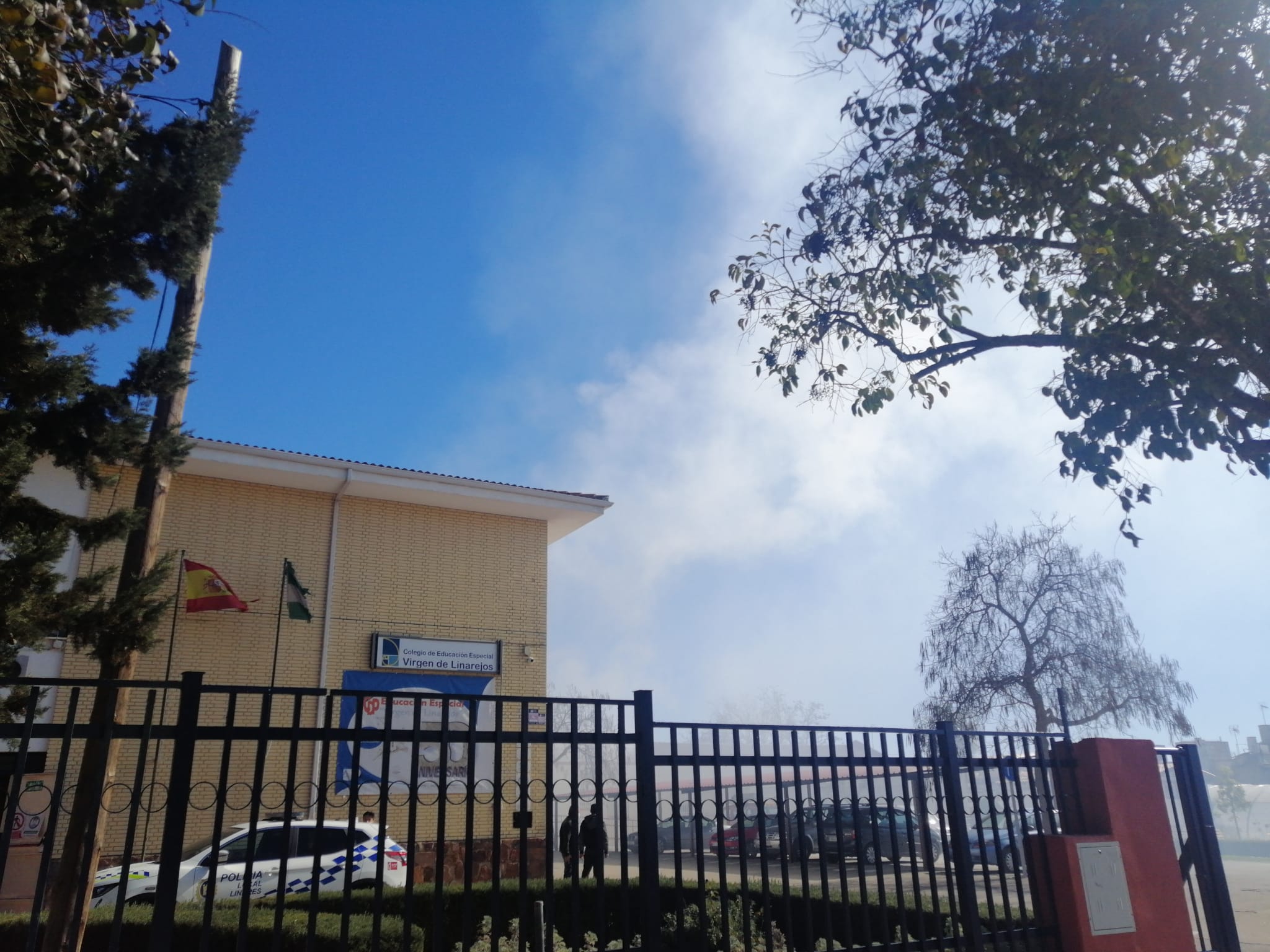 Exteriores del CEE Virgen de Linarejos.