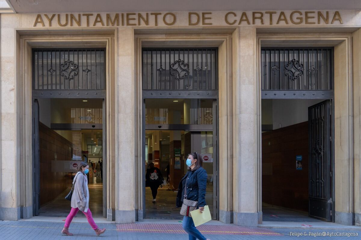 Edificio administrativo calle San Miguel