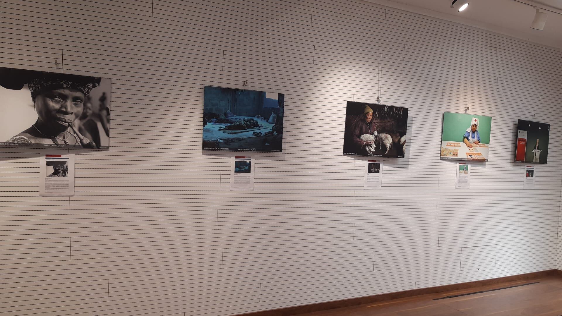 Imatge de l&#039;exposició &#039;Dones al Món&#039; //Ajuntament d&#039;Agullent