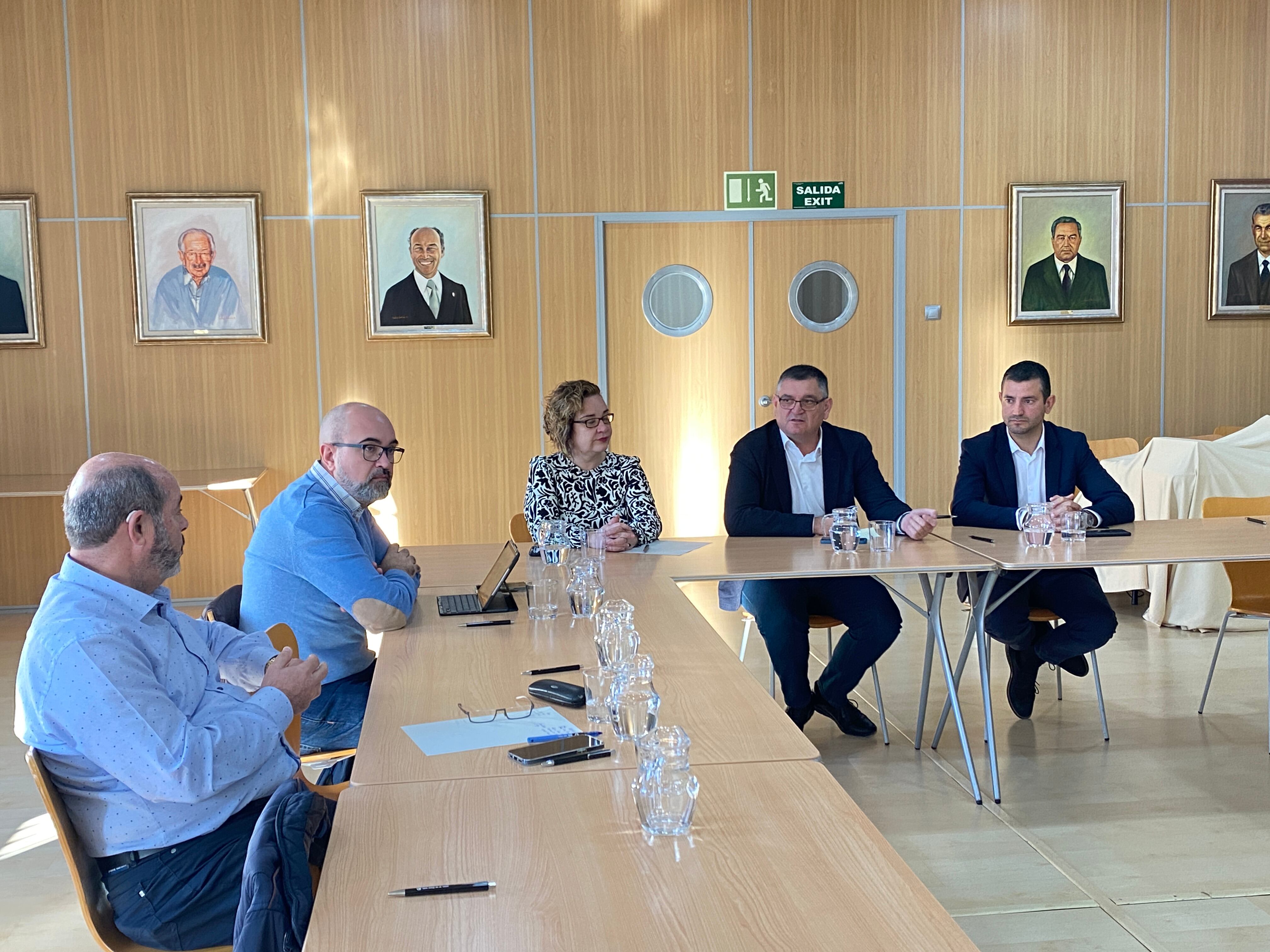 Un momento durante la reunión de la Comisión