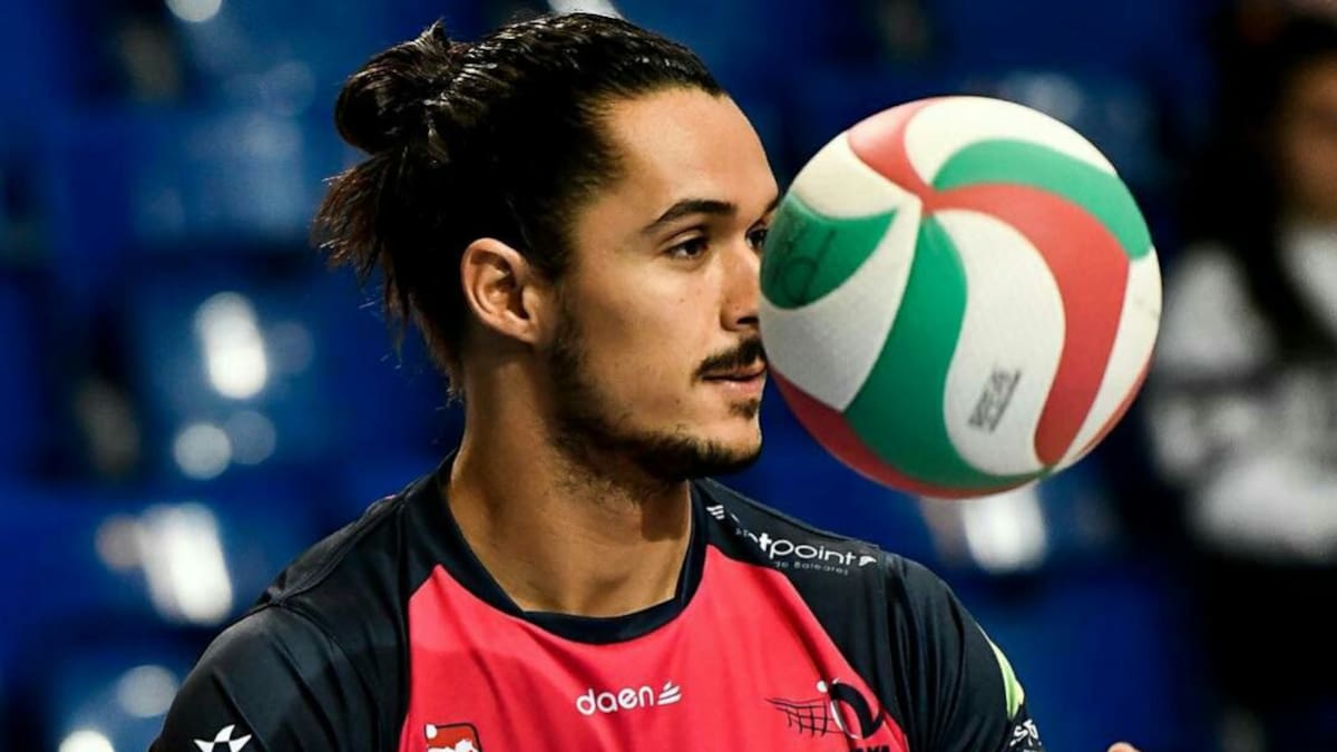Alejandro Fernández: "Siempre quiero que Canarias esté en lo más alto del voleibol español"